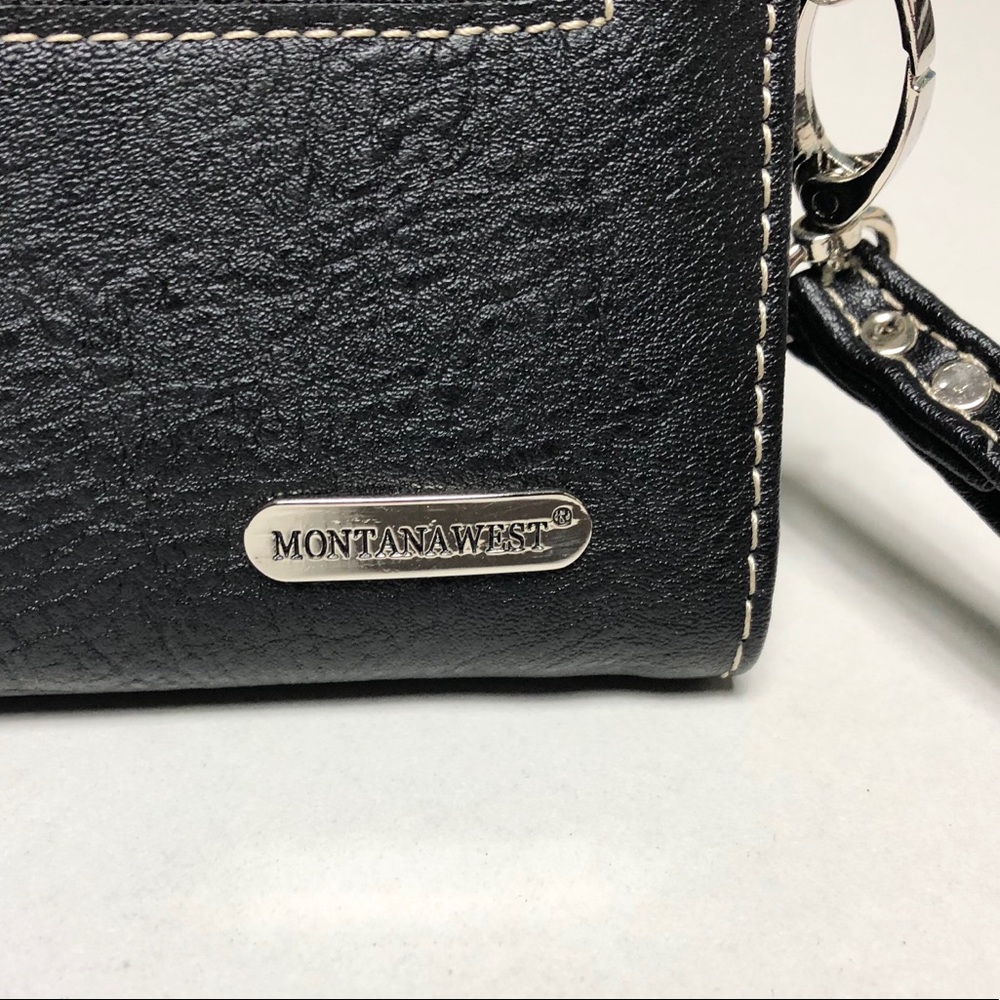 Montana West Embroidered Skull Black Wristlet Missing One Crystal - Picture 4 of 8